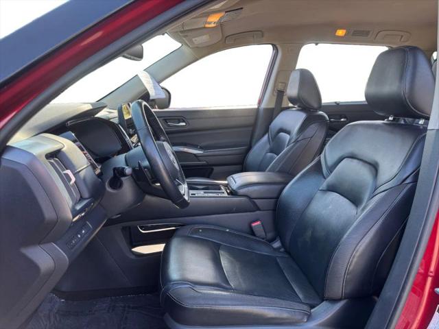 2022 Nissan Pathfinder SL 2WD