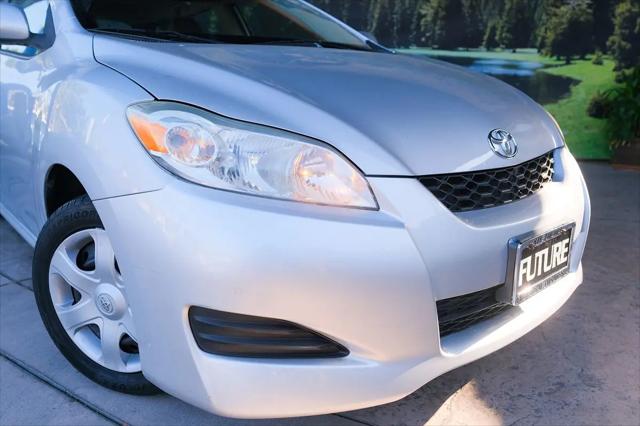 2009 Toyota Matrix Base