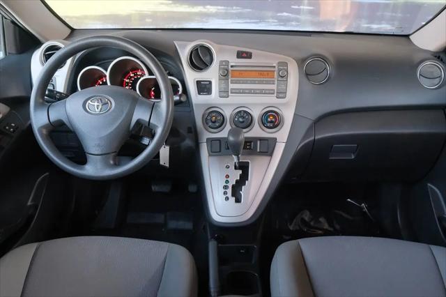 2009 Toyota Matrix Base