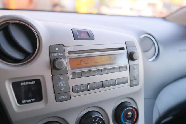 2009 Toyota Matrix Base
