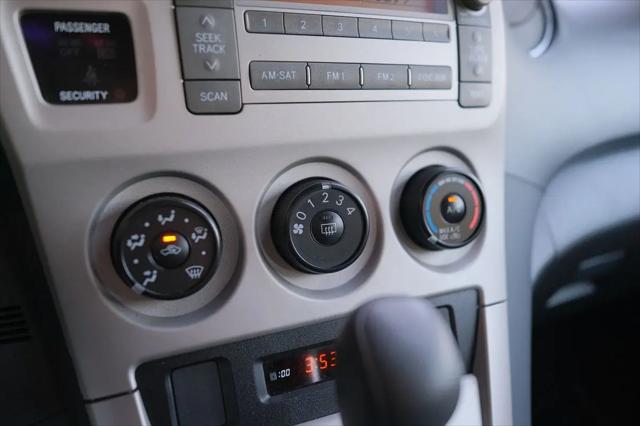 2009 Toyota Matrix Base