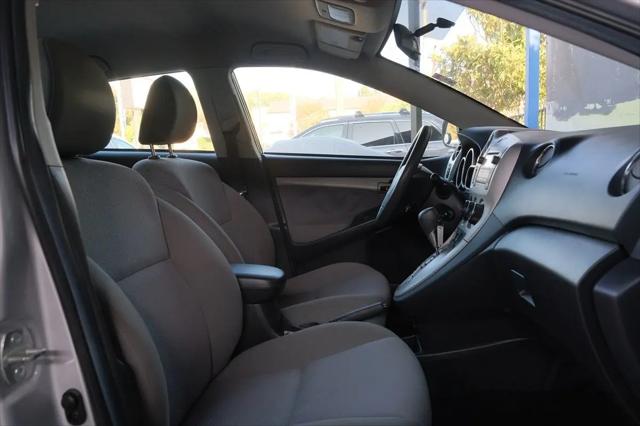 2009 Toyota Matrix Base