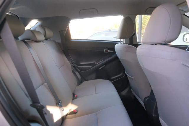 2009 Toyota Matrix Base