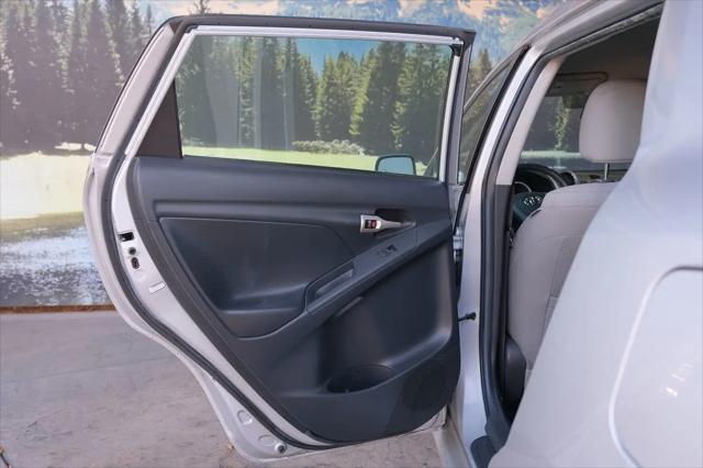 2009 Toyota Matrix Base
