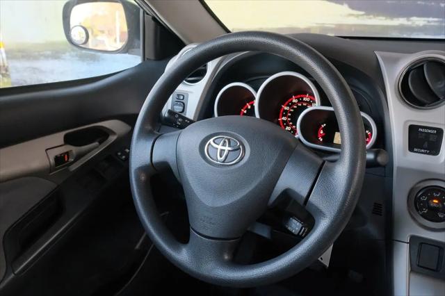 2009 Toyota Matrix Base