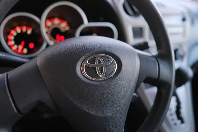 2009 Toyota Matrix Base