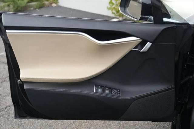 2017 Tesla Model S 90D