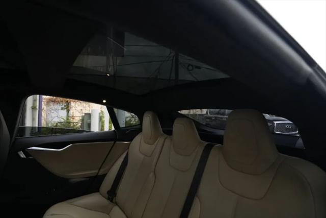 2017 Tesla Model S 90D
