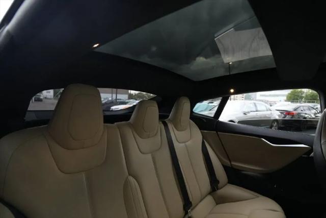 2017 Tesla Model S 90D