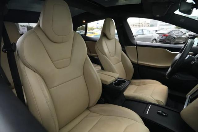 2017 Tesla Model S 90D