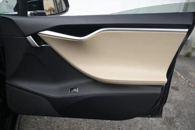 2017 Tesla Model S 90D