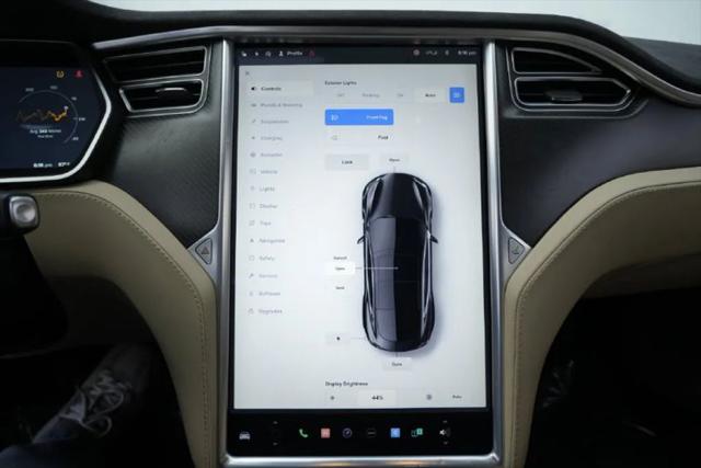 2017 Tesla Model S 90D