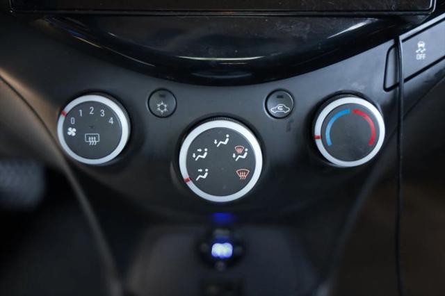 2014 Chevrolet Spark 1LT Auto