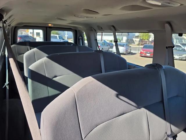 2012 Ford E-350 Super Duty XL