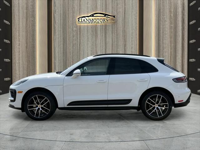 2023 Porsche Macan T