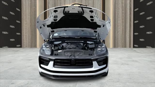 2023 Porsche Macan T