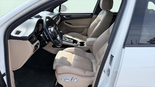 2023 Porsche Macan T
