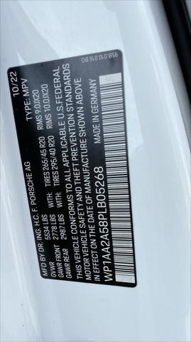 2023 Porsche Macan T