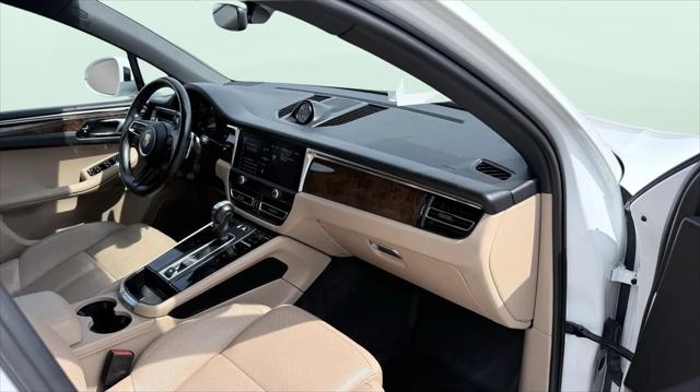 2023 Porsche Macan T