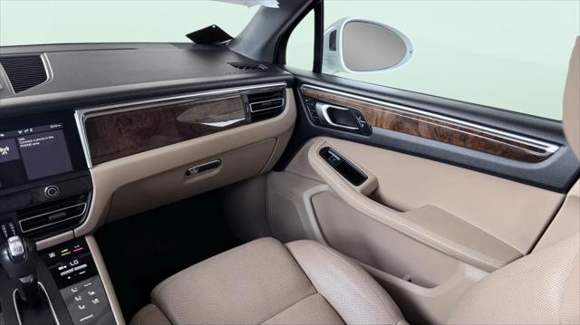 2023 Porsche Macan T