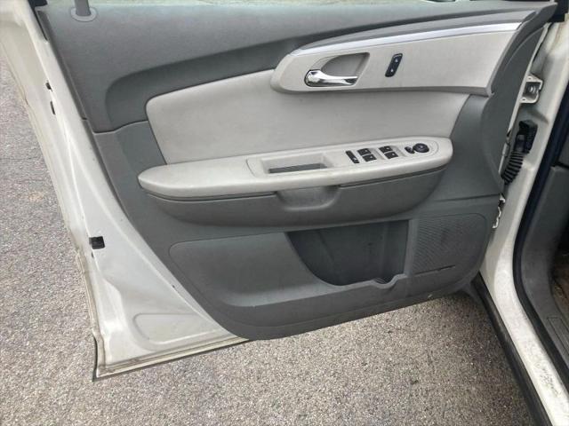 2011 Chevrolet Traverse 2LT