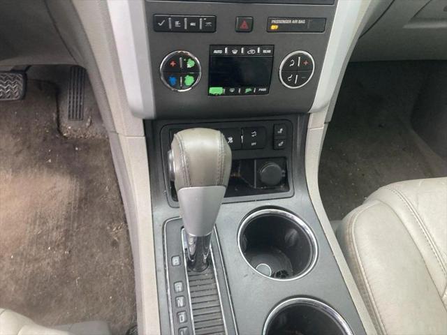 2011 Chevrolet Traverse 2LT