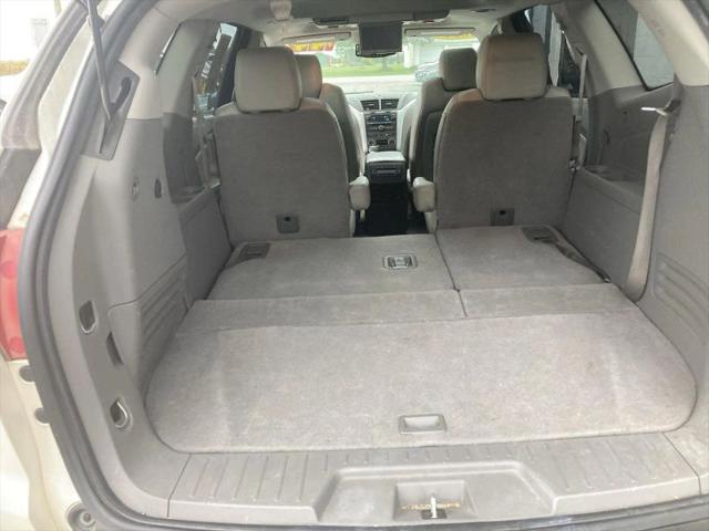 2011 Chevrolet Traverse 2LT