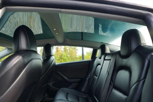 2021 Tesla Model 3 Standard Range Plus Rear-Wheel Drive