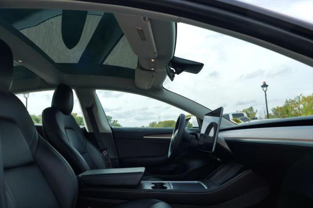 2021 Tesla Model 3 Standard Range Plus Rear-Wheel Drive