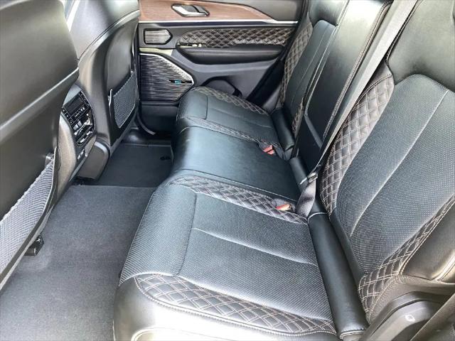 2024 Jeep Grand Cherokee Summit