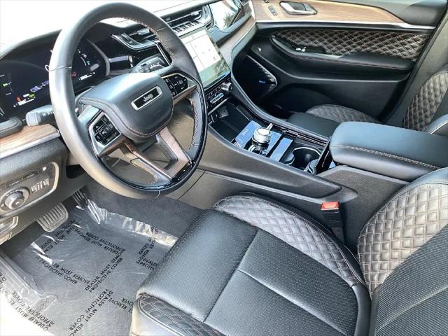 2024 Jeep Grand Cherokee Summit