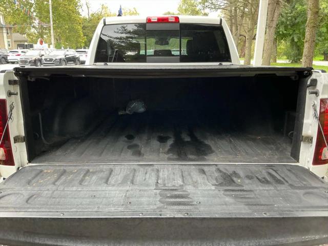 2017 Ram 1500 Night Crew Cab 4x2 57 Box