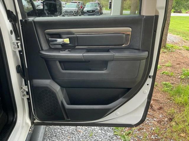 2017 Ram 1500 Night Crew Cab 4x2 57 Box