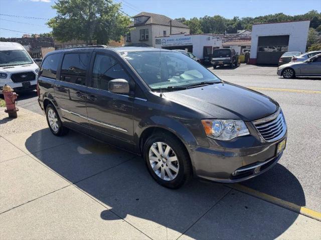 2016 Chrysler Town & Country Touring for sale in Yonkers, NY