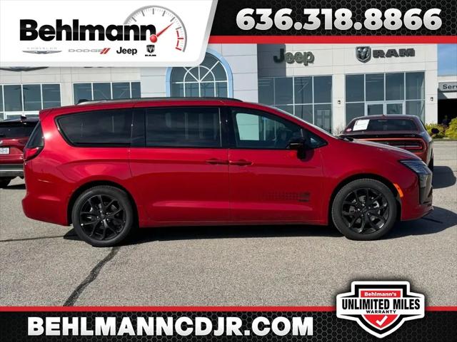 2027 Chrysler Pacifica Select for sale in Troy, MO