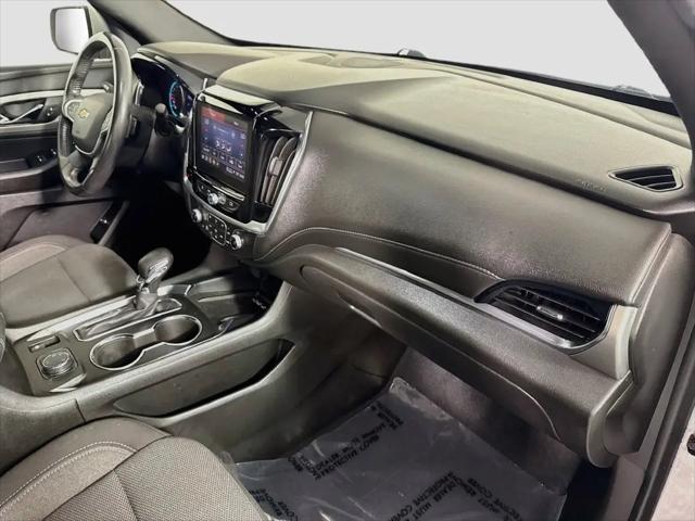 2022 Chevrolet Traverse AWD LT Cloth