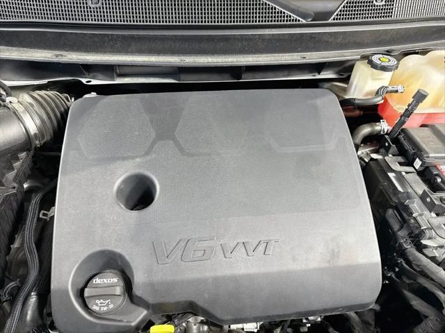 2022 Chevrolet Traverse AWD LT Cloth