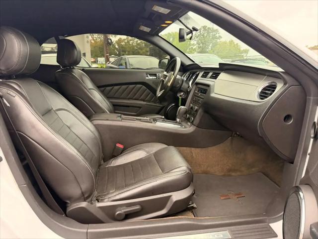 2014 Ford Mustang V6 Premium