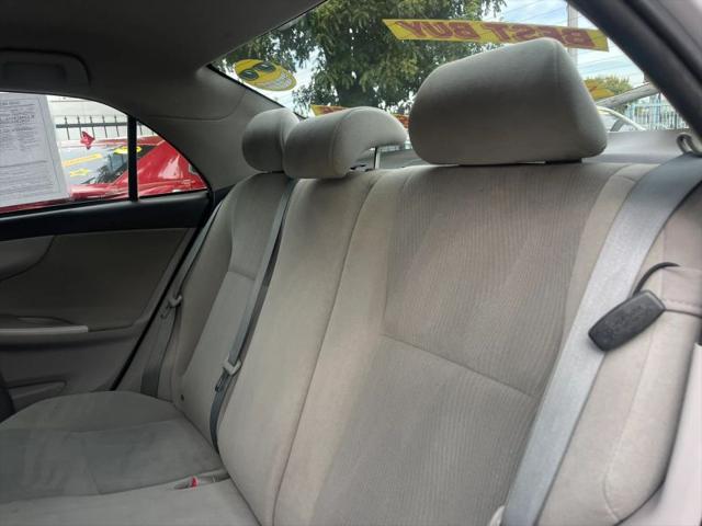 2013 Toyota Corolla LE