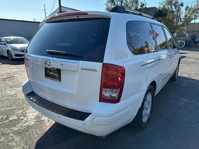 2008 Hyundai Entourage GLS