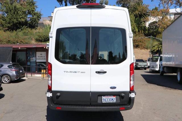 2018 Ford Transit Extended Length w/Sliding Side Door w/LWB