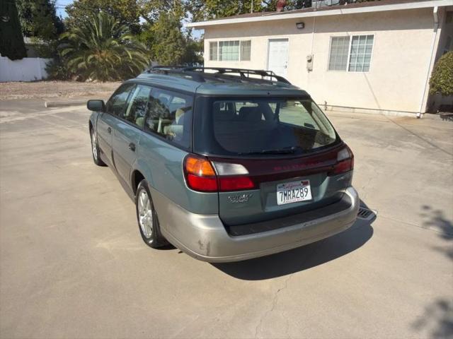 2004 Subaru Outback Base