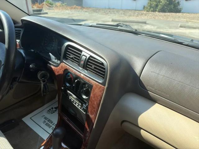 2004 Subaru Outback Base