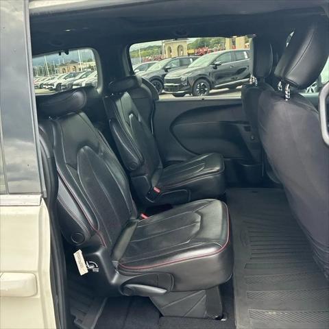 2020 Chrysler Pacifica 35th Anniversary Limited