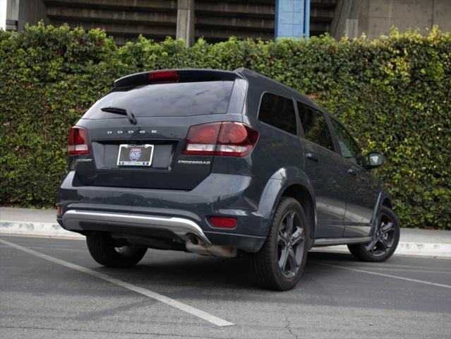 2018 Dodge Journey Crossroad