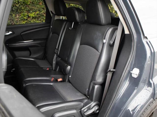 2018 Dodge Journey Crossroad