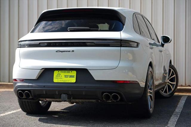 2024 Porsche Cayenne S