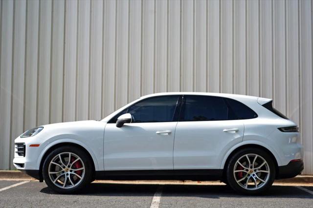 2024 Porsche Cayenne S