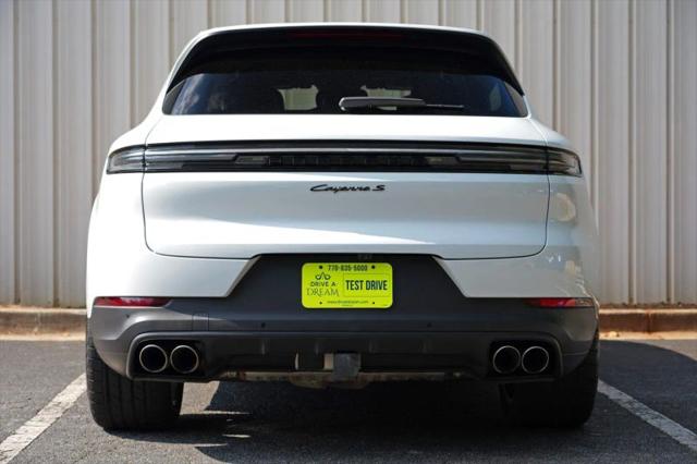 2024 Porsche Cayenne S