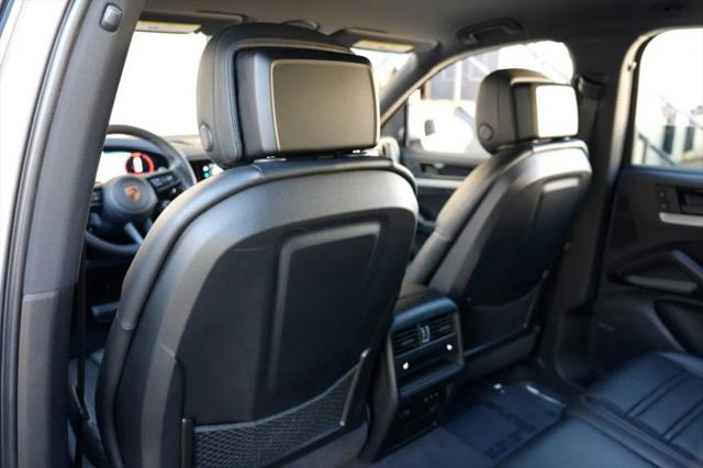 2024 Porsche Cayenne S